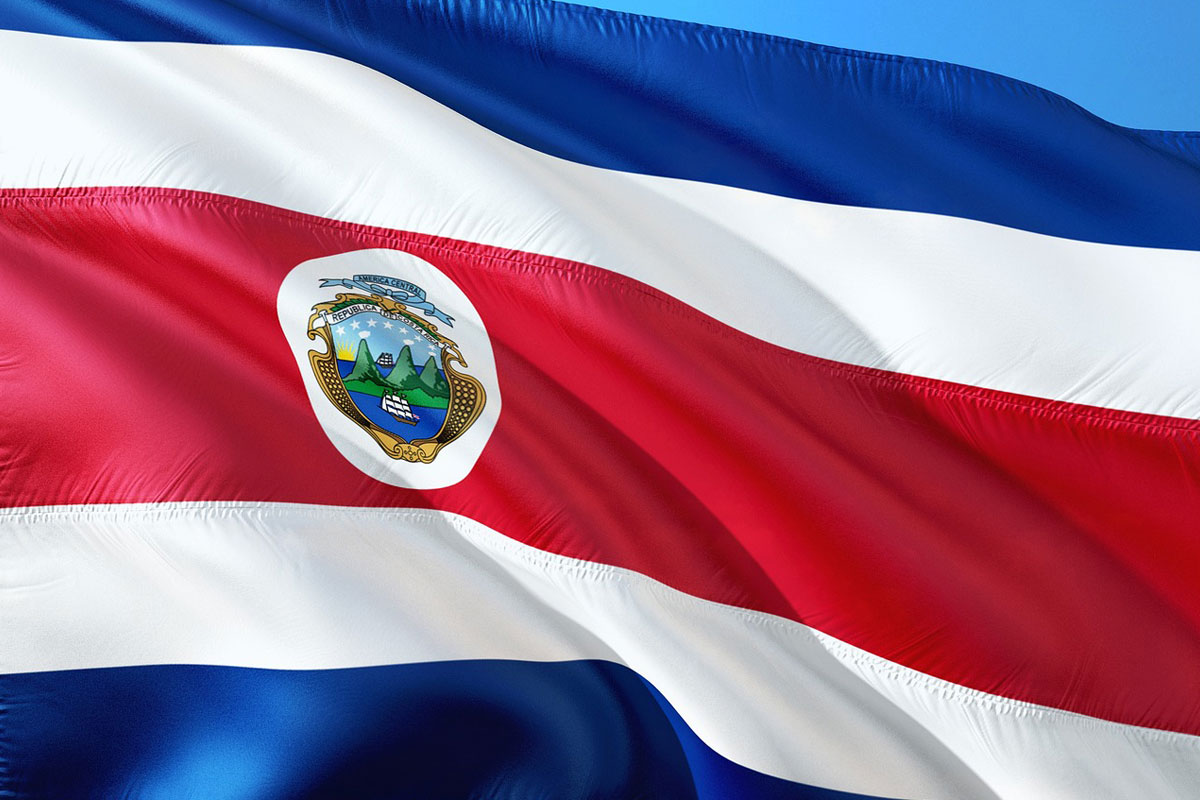 Flagge von Costa Rica als Symbol für die partnerschaftliche Zusammenarbeit im Projekt CoRiCert